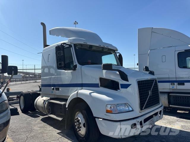 Volvo VNR64T Tegljači