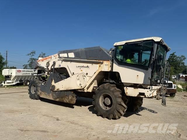 Wirtgen WR240i Nabijači zemlje