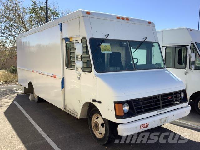 Workhorse P42 Sanduk kombiji