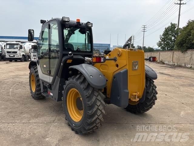 XCMG XT3007 Teleskopski viljuškari