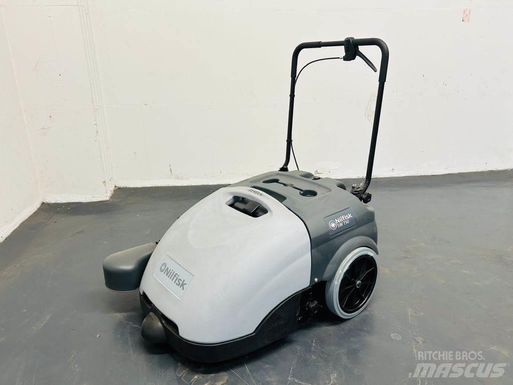 Nilfisk SW750 Mašine za čišćenje