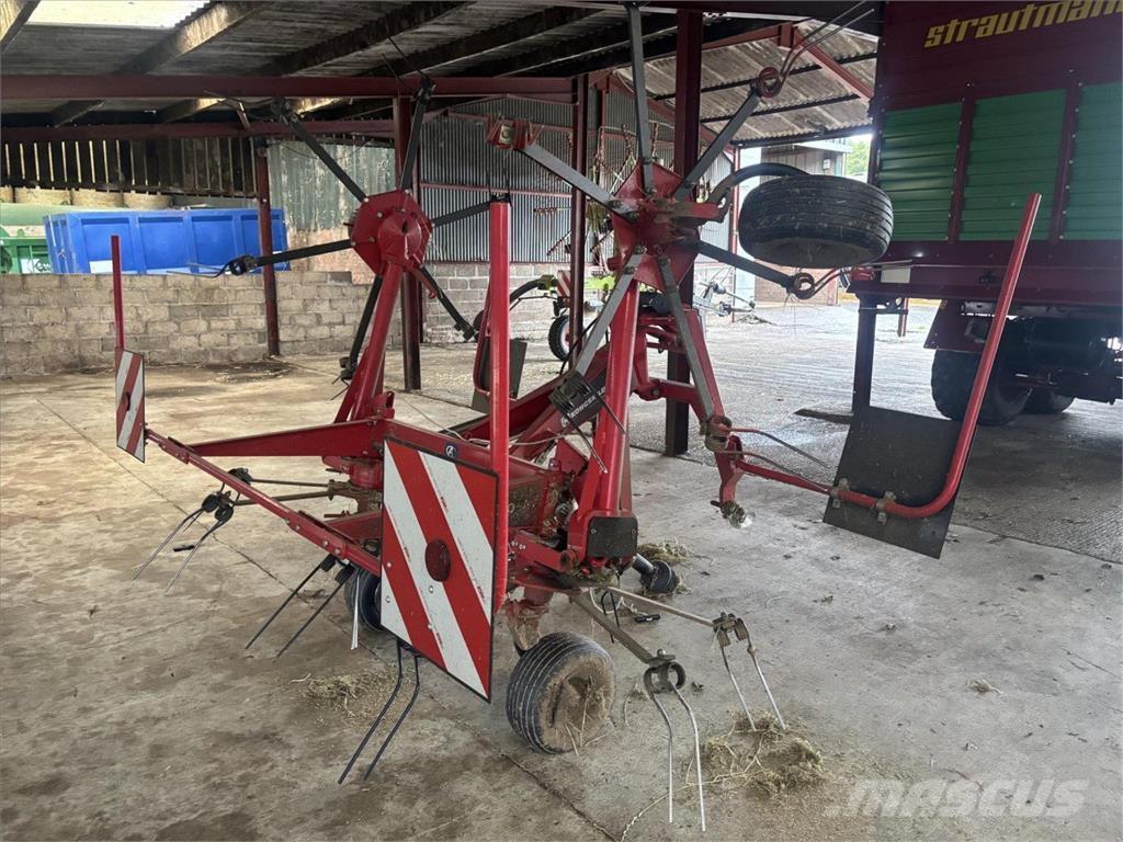 Kongskilde Z555 Okretači i sakupljači sena
