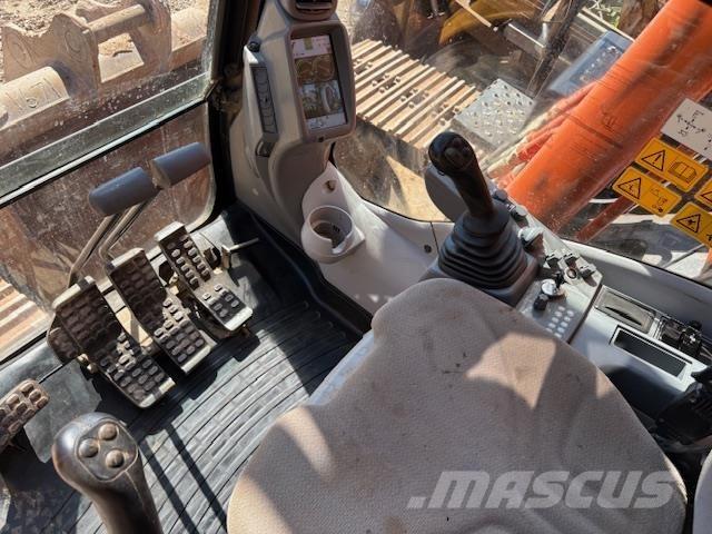 Hitachi ZX210-6 Bageri guseničari