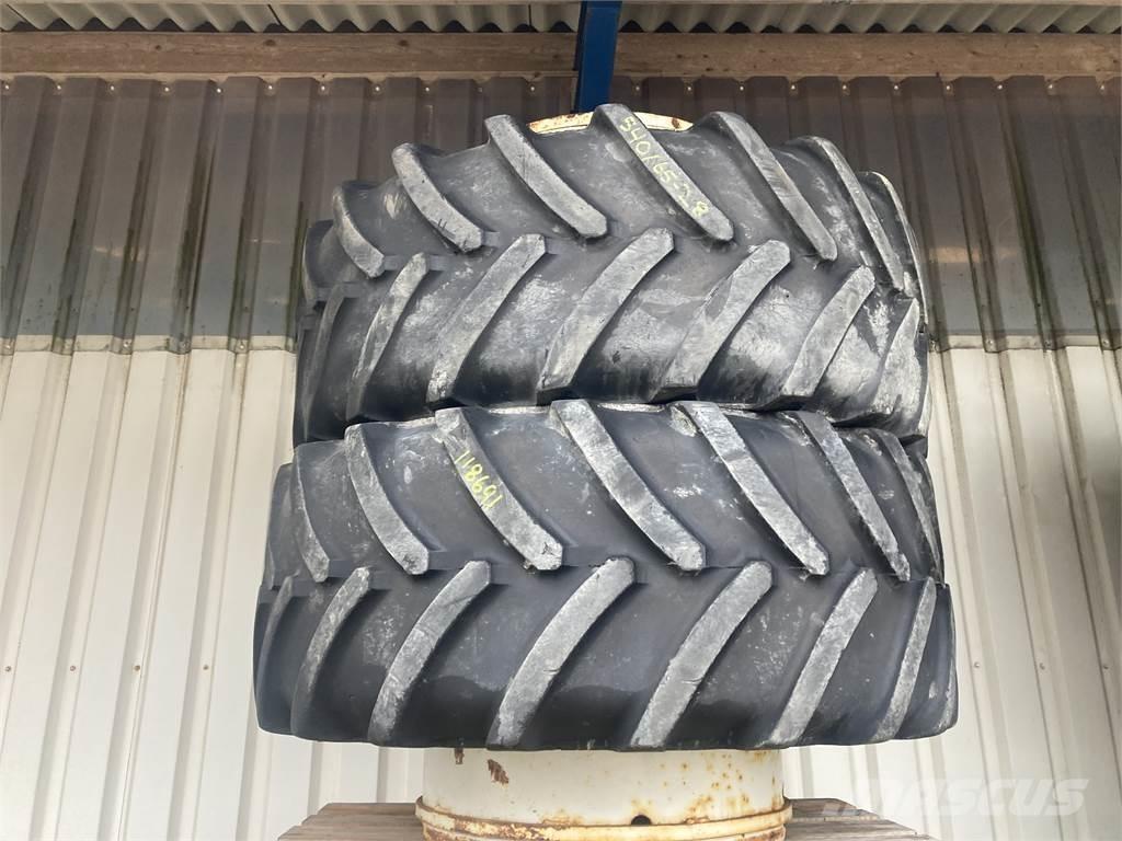  540/65R28 Gume, točkovi i felne