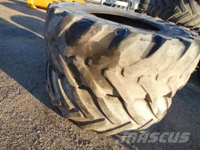  650/85X38 Gume, točkovi i felne