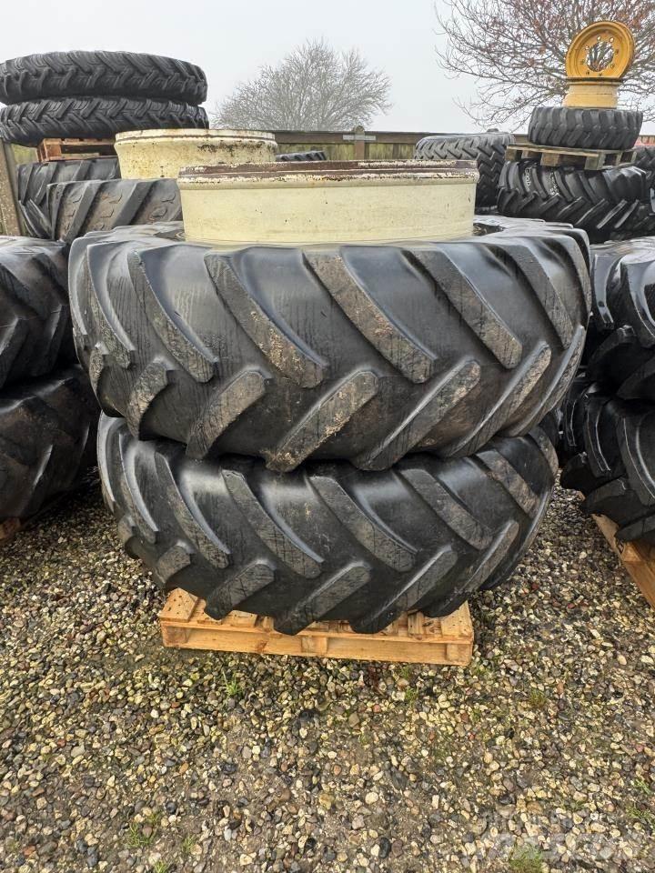 AP 620/70X42 Gume, točkovi i felne