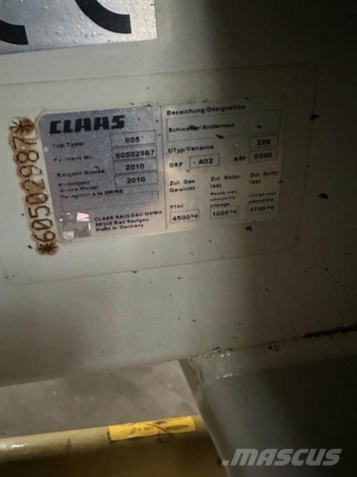 CLAAS LINER 3000 Okretači i sakupljači sena