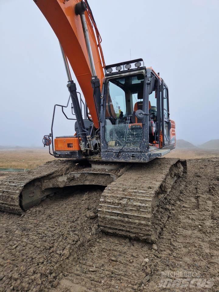 Doosan 255-5 Bageri guseničari