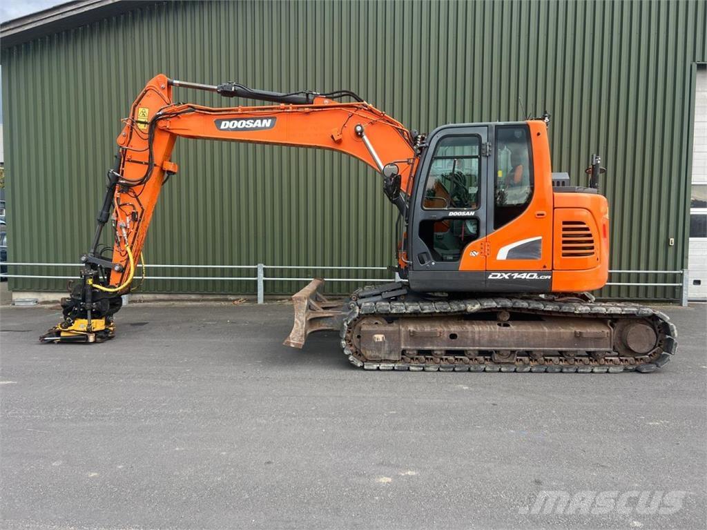 Doosan DX140LCR-5 Bageri guseničari