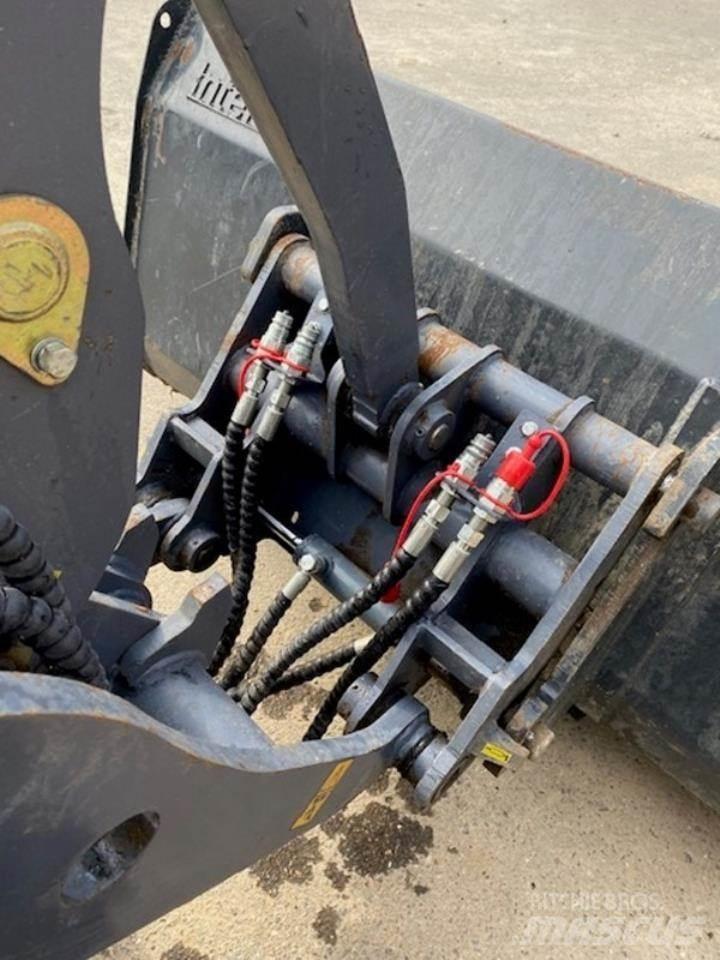 Eurotrac W12 Mini utovarivači