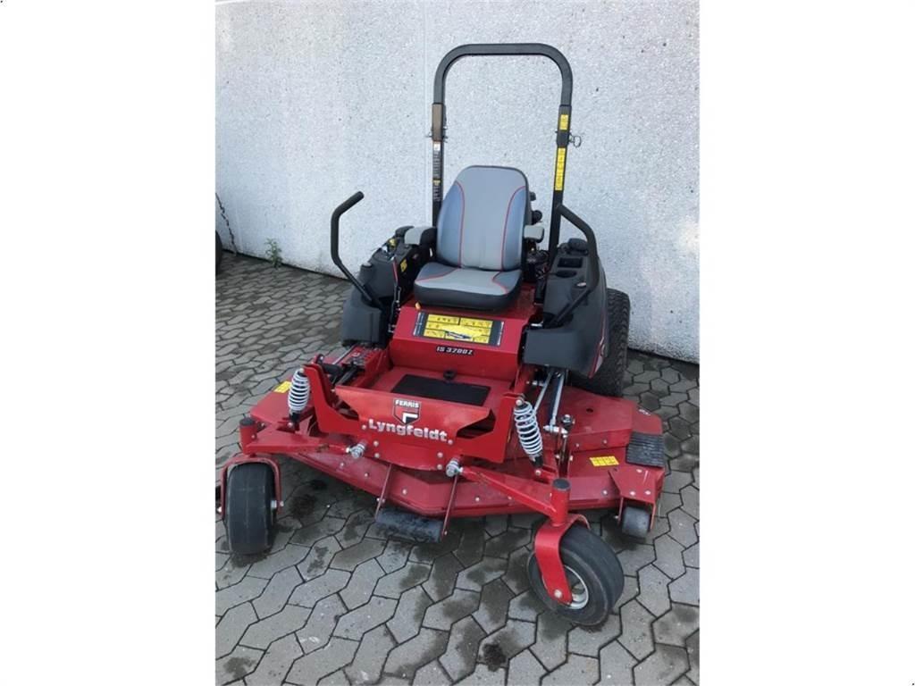 Ferris ZT 3200 Manji traktori