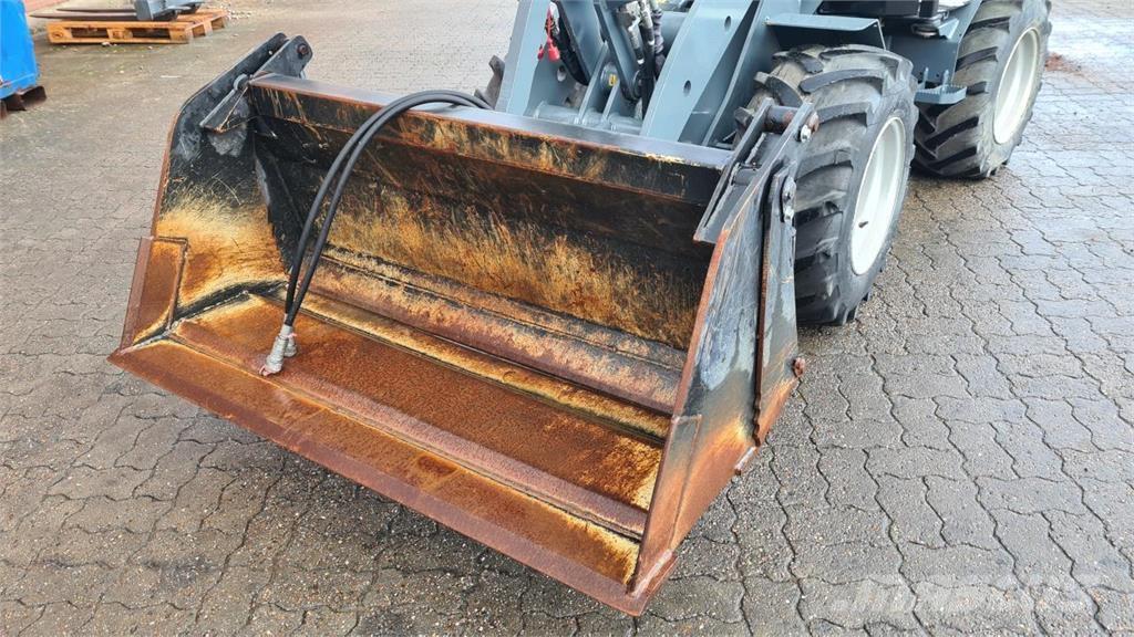 GiANT 4I1 SKOVL Ostale komponente za građevinarstvo