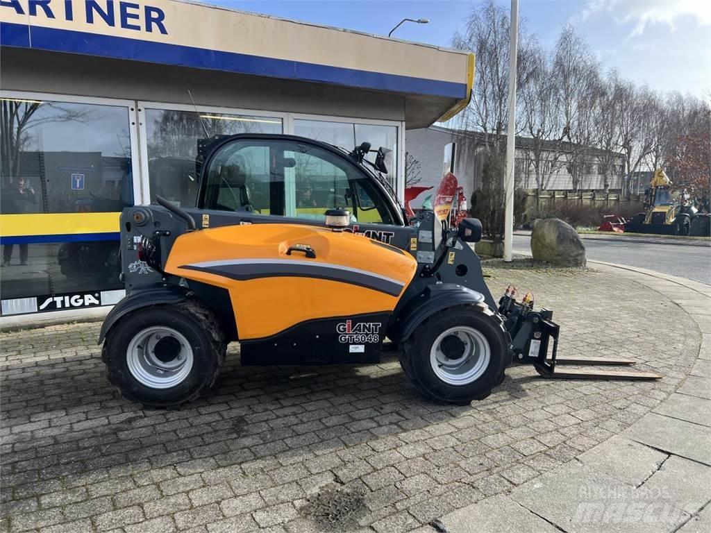 GiANT GT5048 Teleskopski viljuškari