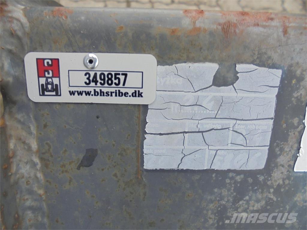 Hauer 2,4 M Ostala dodatna oprema za traktore