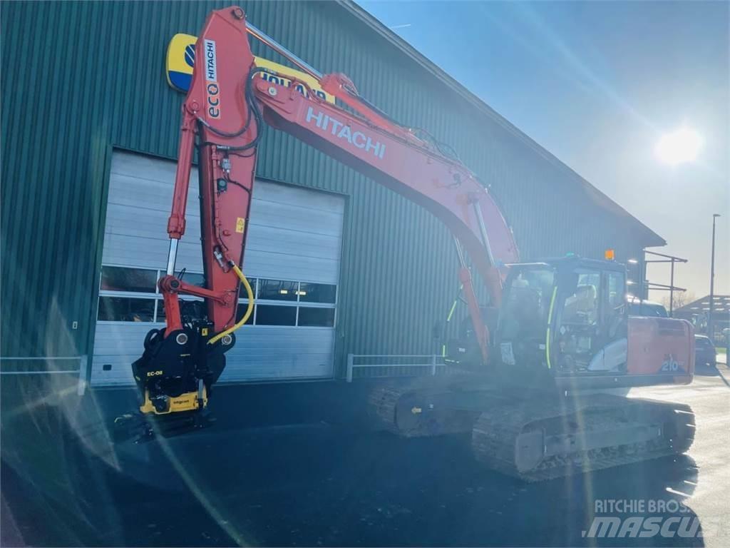 Hitachi ZX210-6 Bageri guseničari