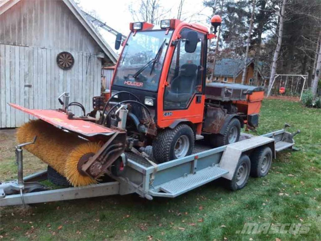 Holder C2.34 Vozila za prevoz opreme za rad