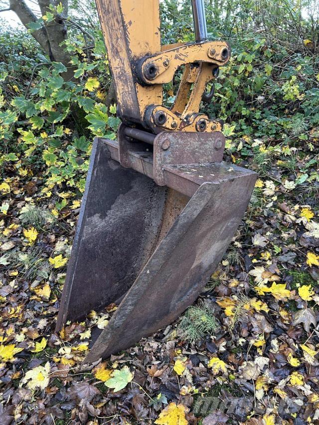 Hydrema 806 Rovokopači