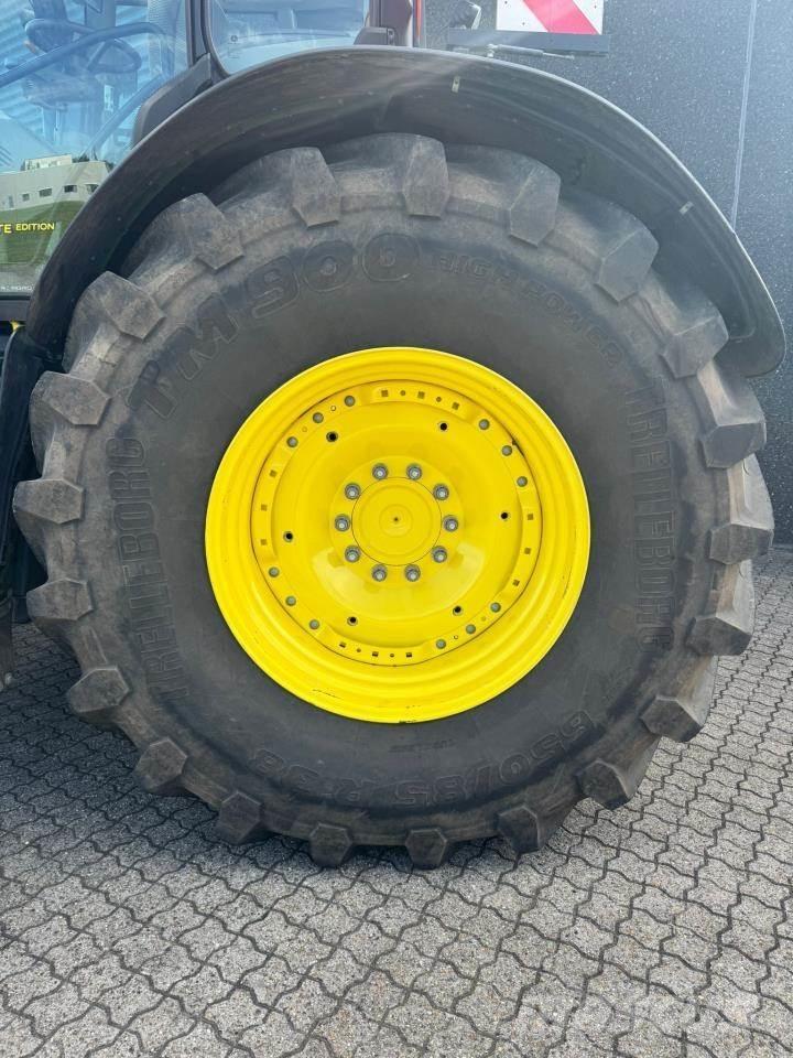 John Deere 6250R Traktori