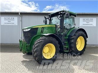 John Deere 7250R Traktori