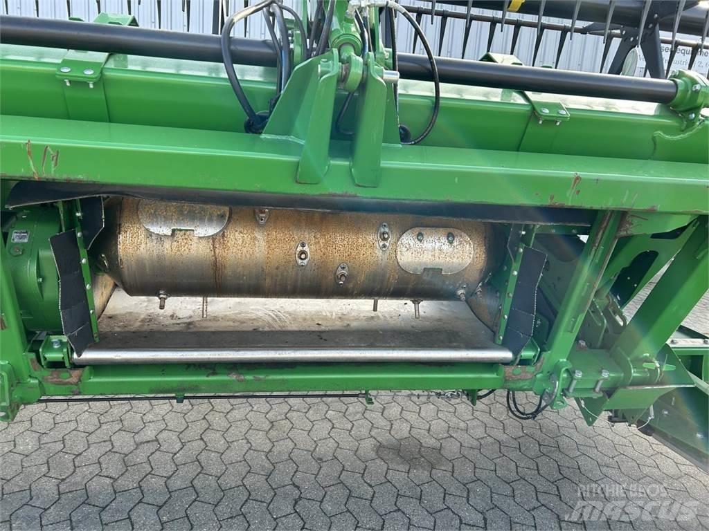 John Deere 740D Glave hederi za kombajne
