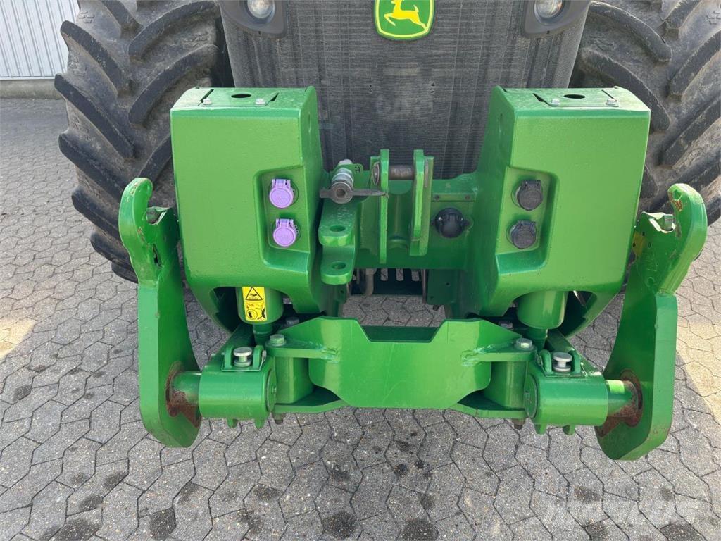 John Deere 8400R Traktori