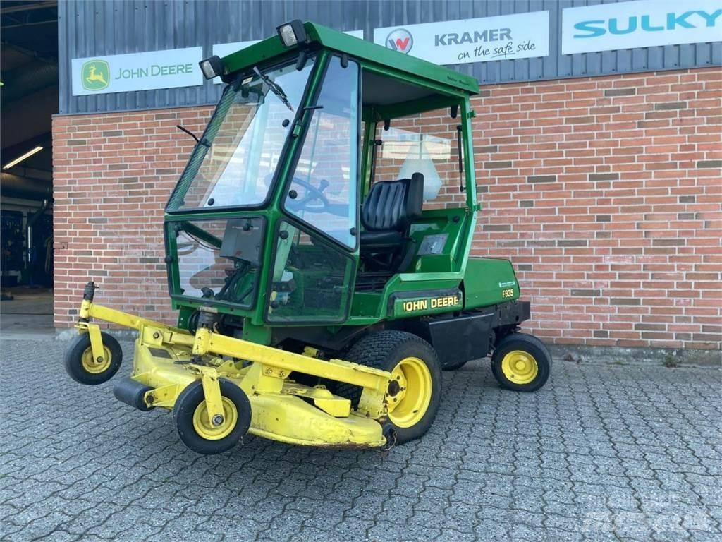 John Deere F935 Manji traktori