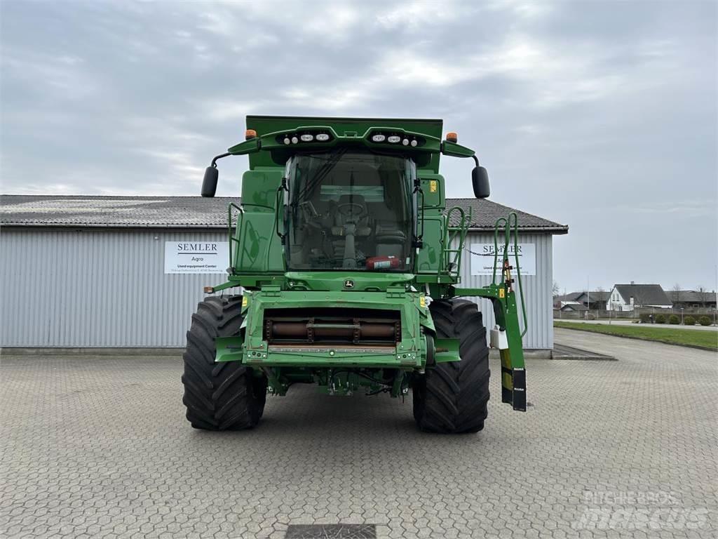 John Deere T670I Kombajni