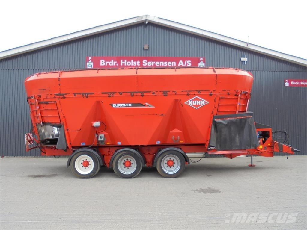 Kuhn 45.3 DL Samoutovarna prikolica