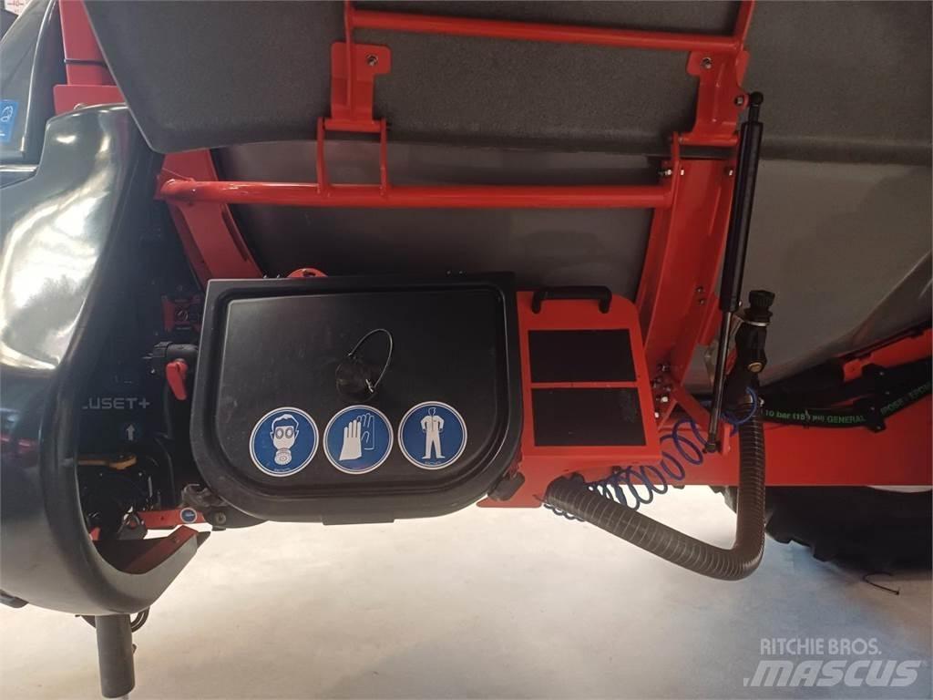 Kuhn METRIS 4102 Vučene prskalice