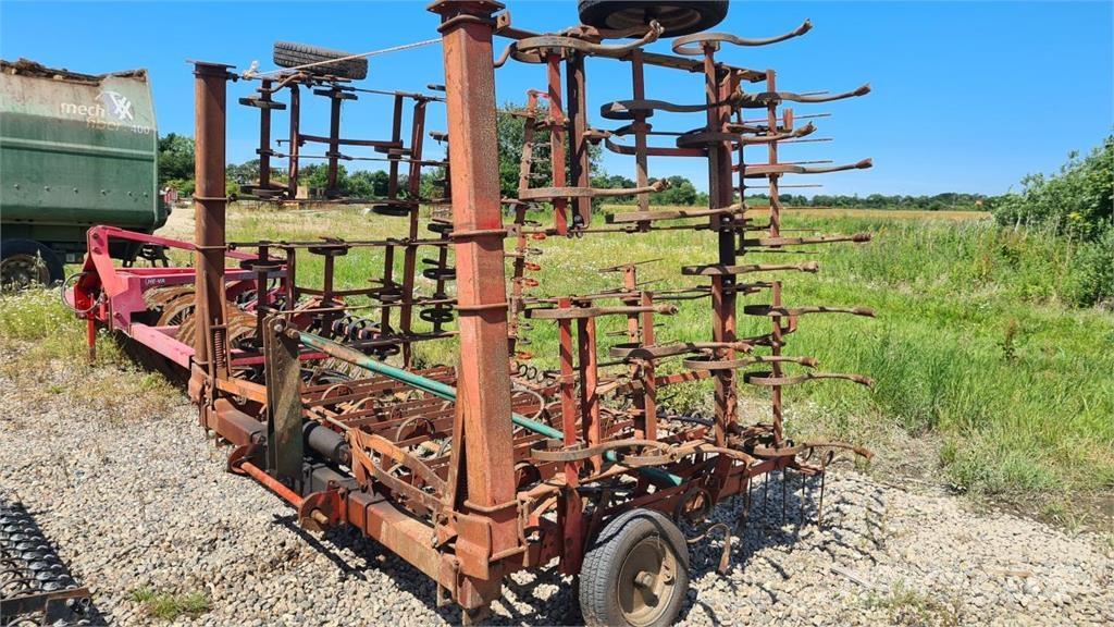 Kverneland 6M Tanjirače