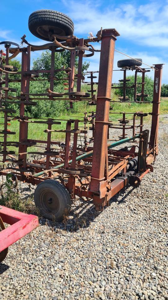 Kverneland 6M Tanjirače