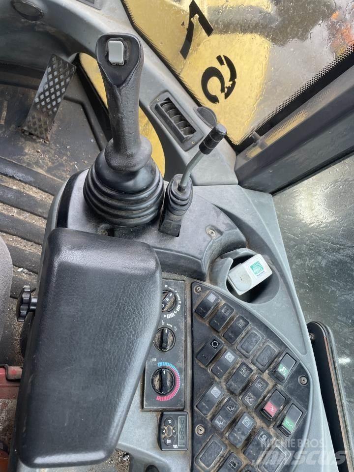 New Holland W190B Utovarivači na točkove