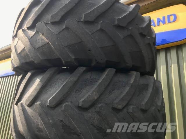  UM 540/65X28 Gume, točkovi i felne