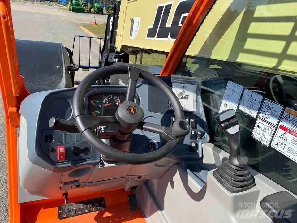 JLG 742 Teleskopski viljuškari