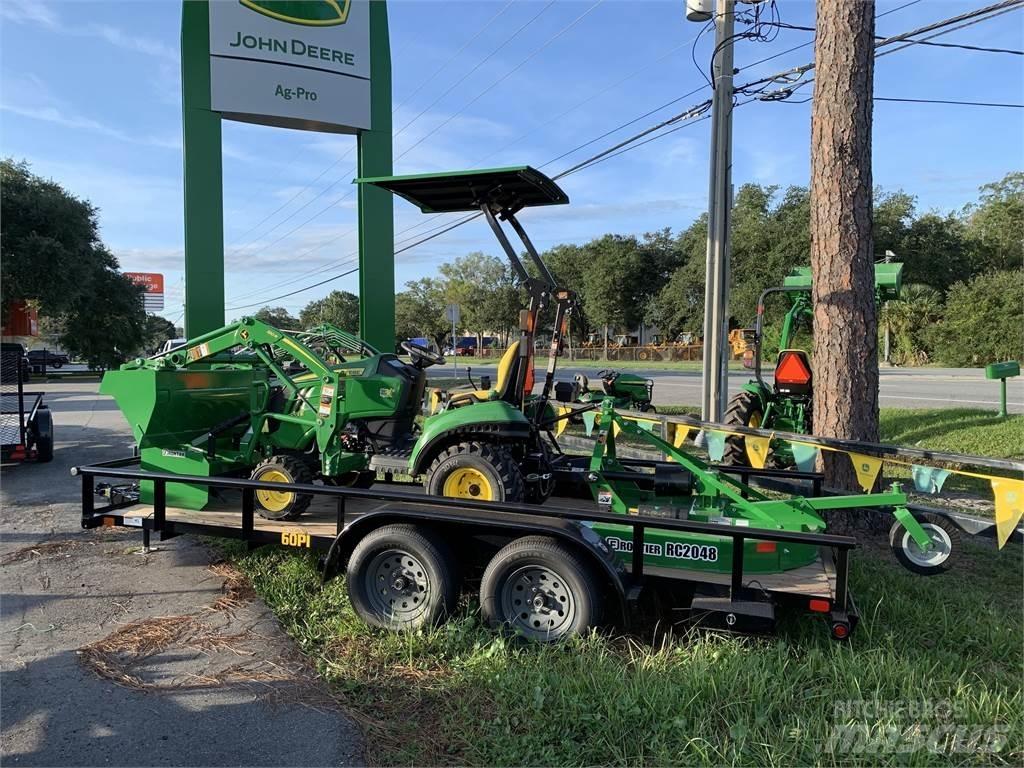 John Deere 1023E Manji traktori