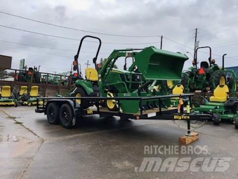John Deere 1023E Manji traktori