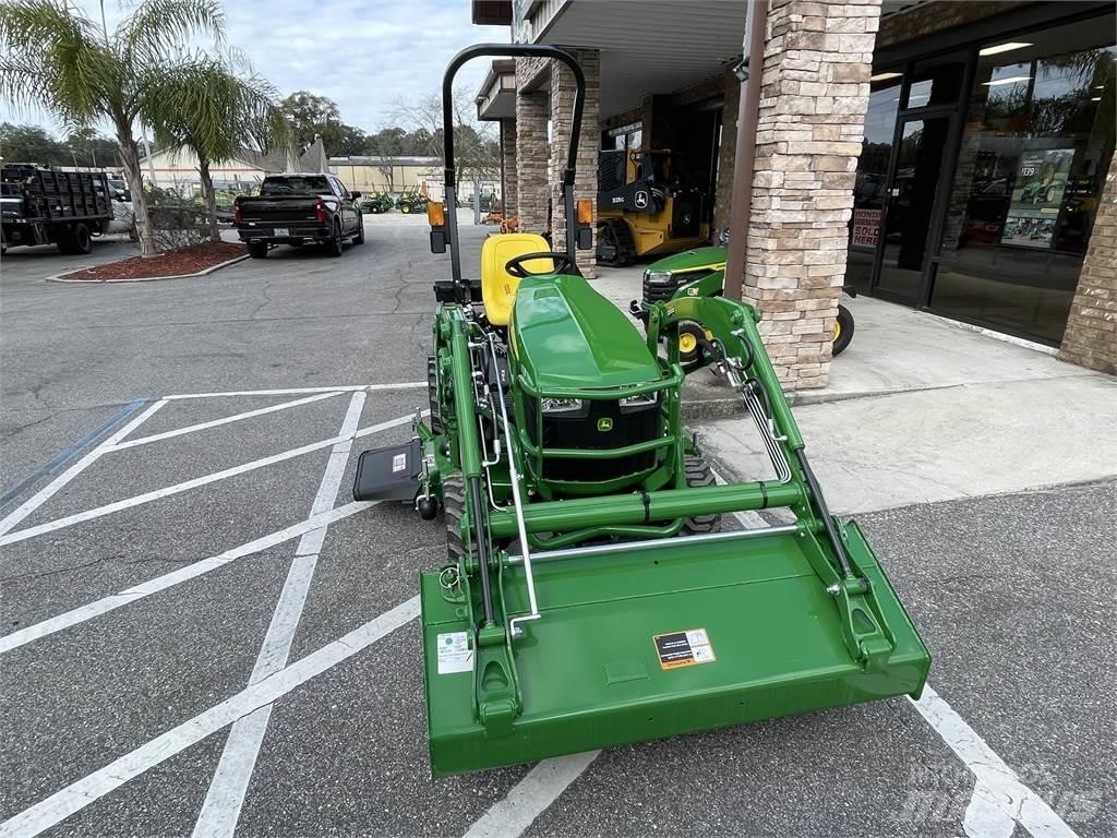 John Deere 1023E Manji traktori