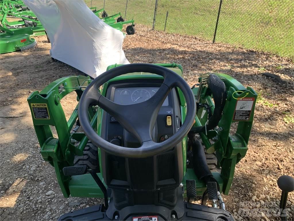John Deere 1023E Manji traktori