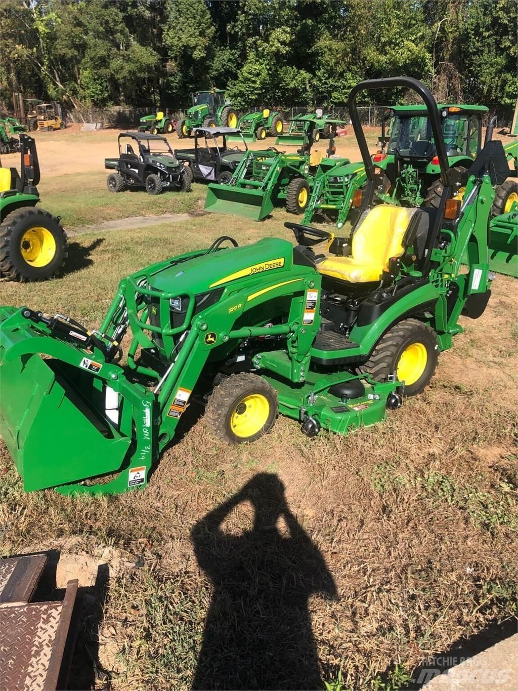 John Deere 1025R Manji traktori