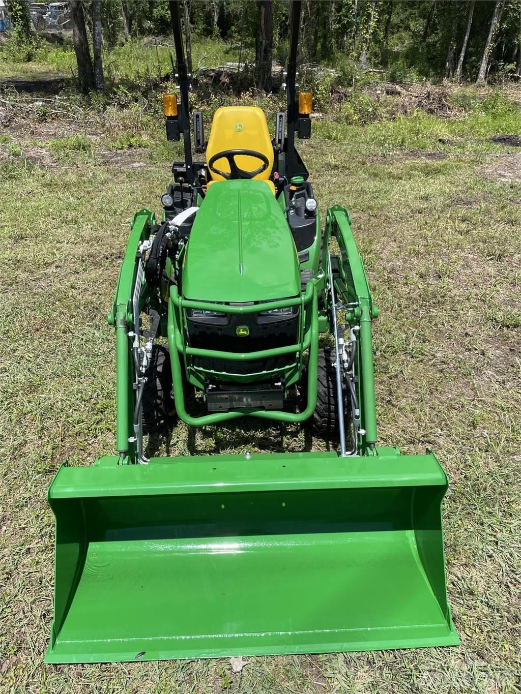 John Deere 1025R Manji traktori