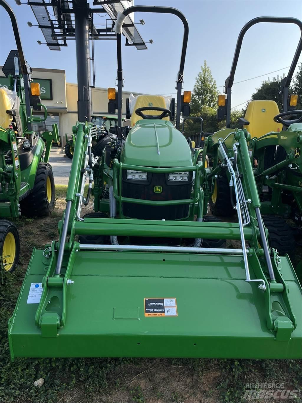 John Deere 1025R Manji traktori