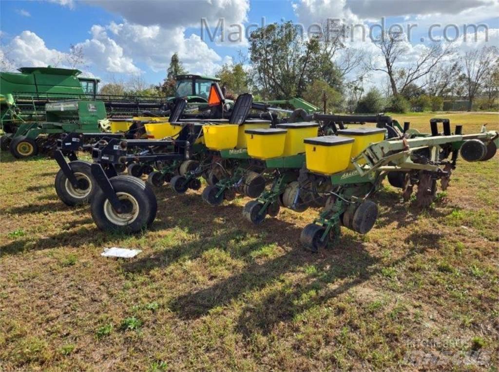 John Deere 1720 Sadilice