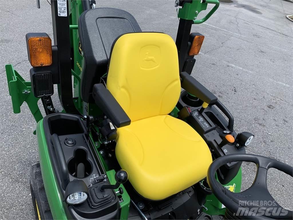 John Deere 2025R Manji traktori