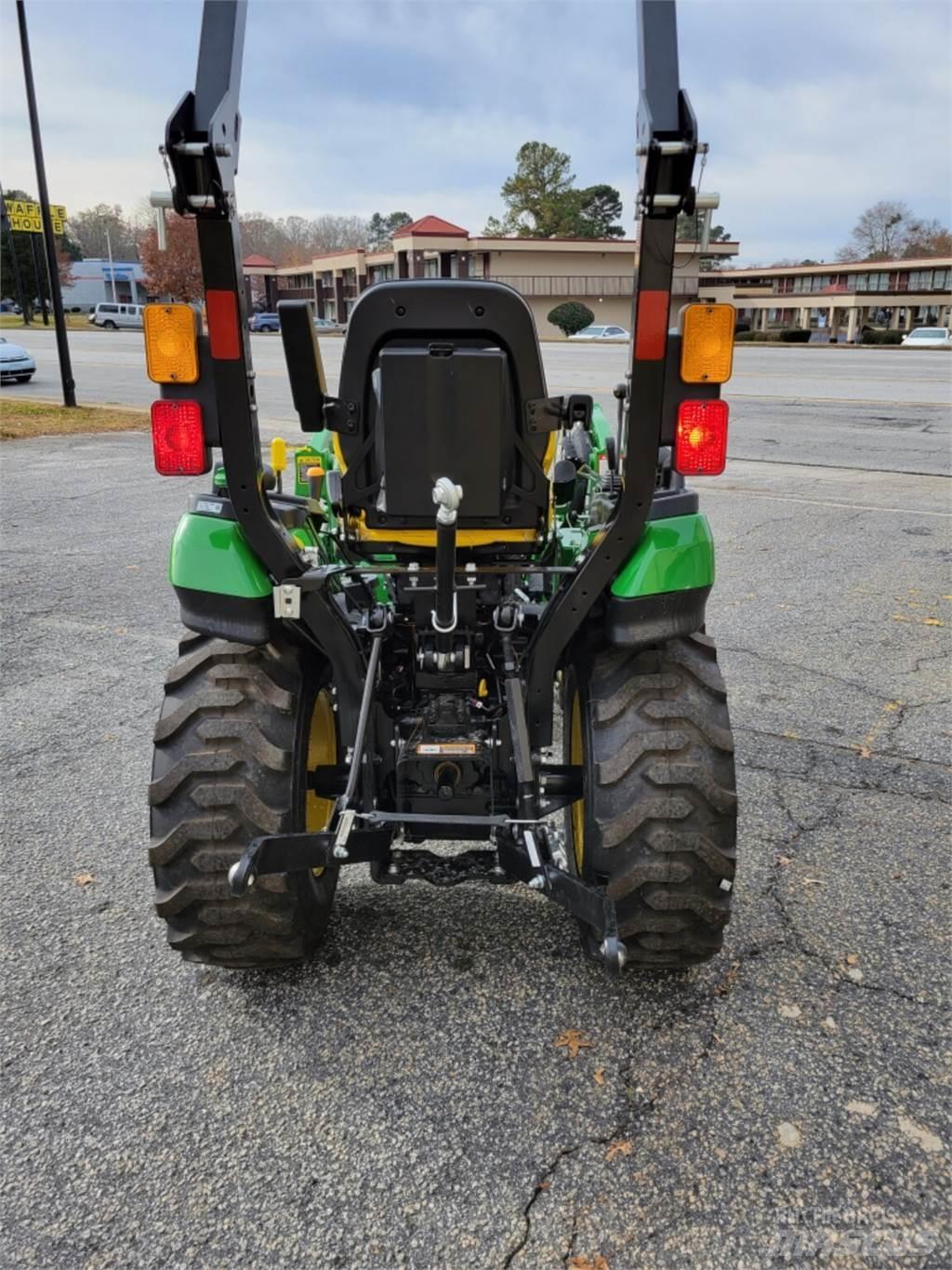 John Deere 2025R Manji traktori