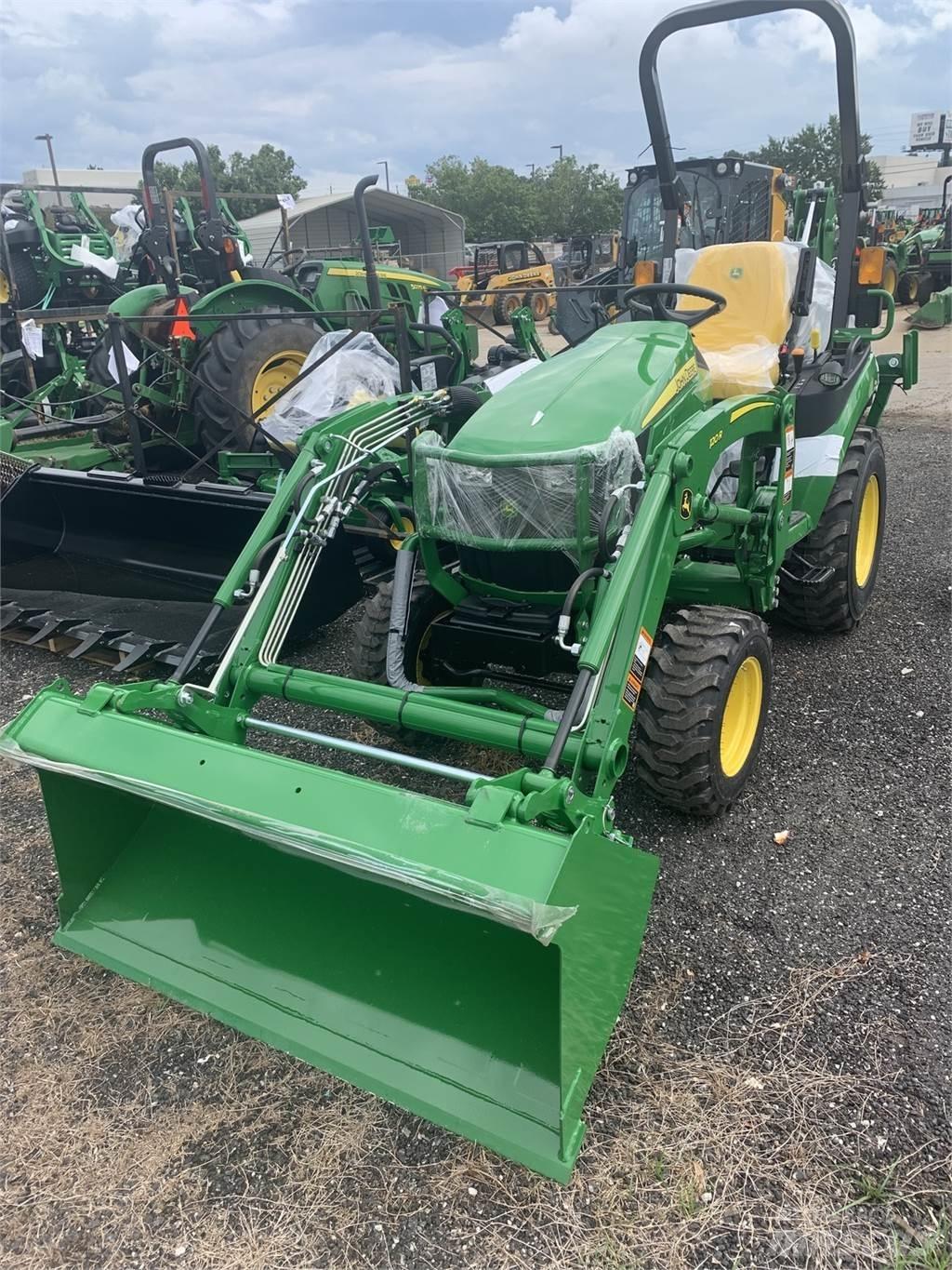 John Deere 2025R Manji traktori