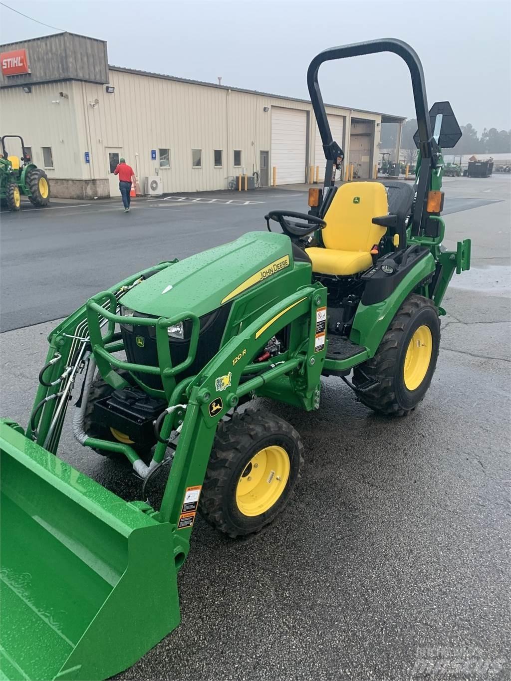 John Deere 2025R Manji traktori