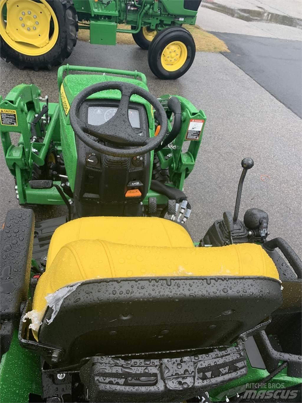John Deere 2025R Manji traktori