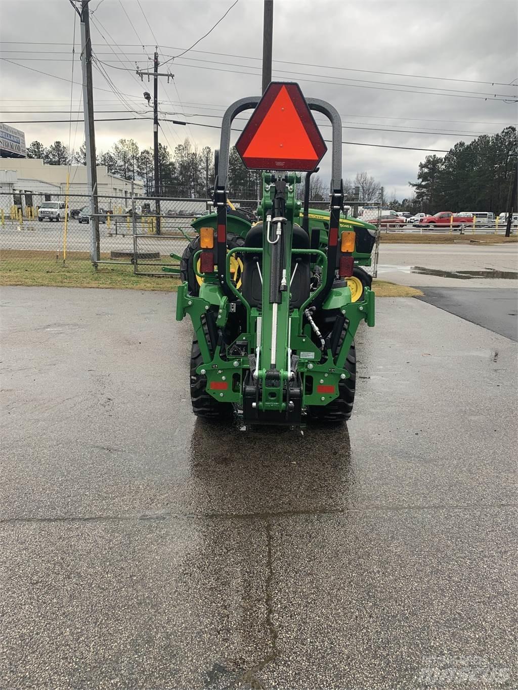 John Deere 2025R Manji traktori