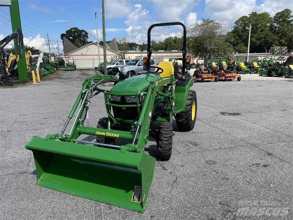 John Deere 2038R Manji traktori