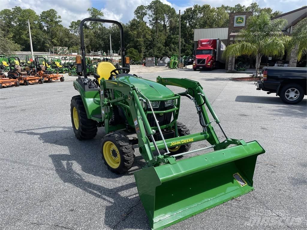 John Deere 2038R Manji traktori